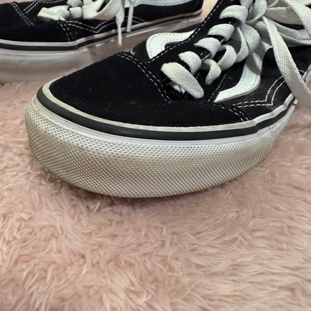🟡🟡Vans Classic Black and White Shoes - Picture 6 of 6